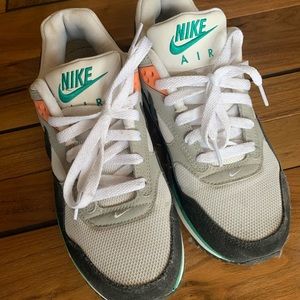 Women’s Nike Air Max 2015